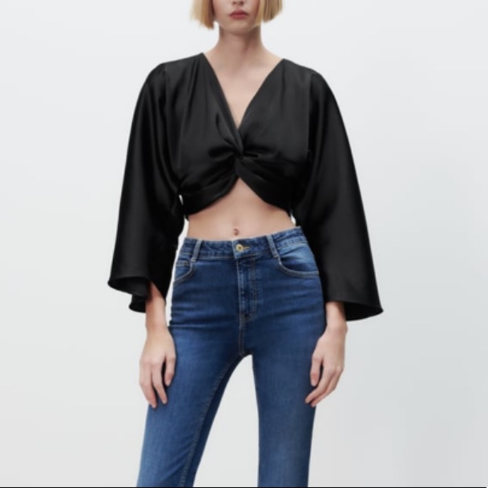 NWT Zara V Neck Crop Top with Knot